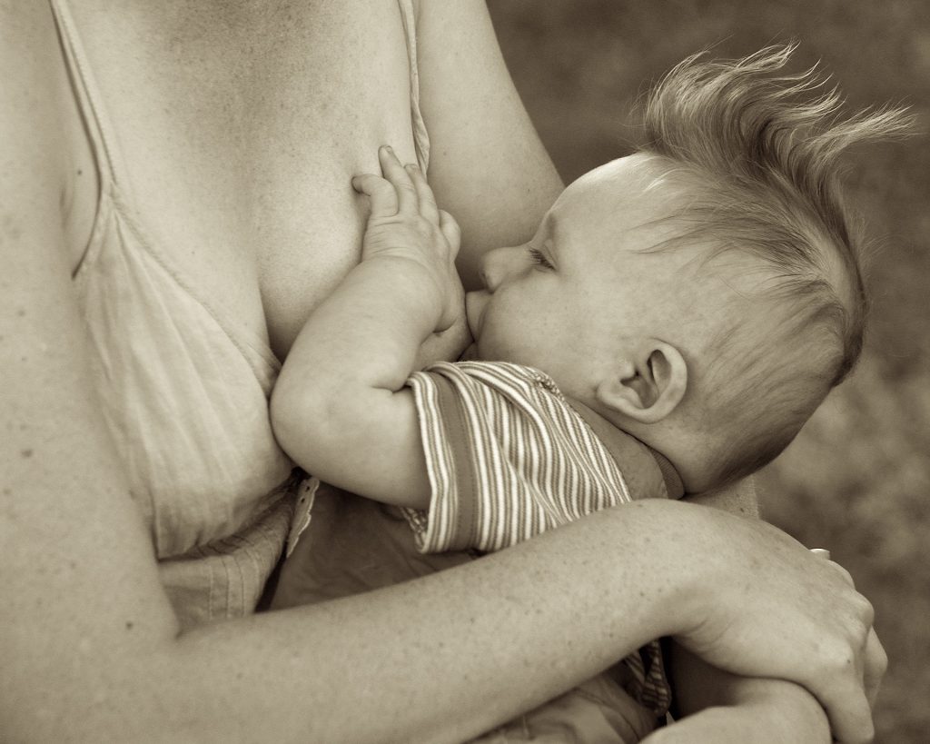 Jak odstawić dziecko od karmienia piersią?